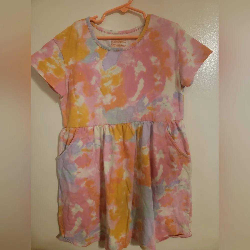 Girls Colorful Tie-Dye and Leopard Print  Dresses Size 8